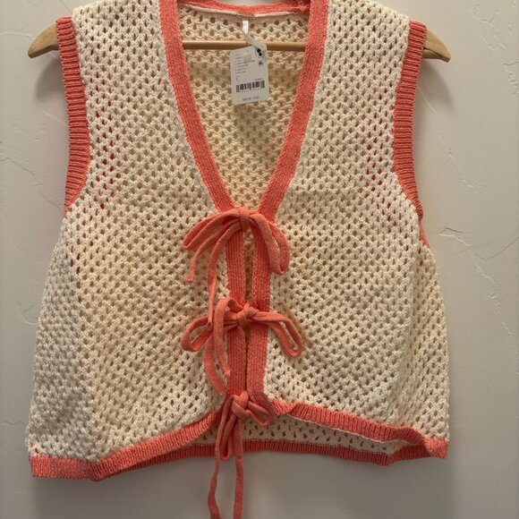 Free People Festival Crochet Vest NWT * - Picture 4 of 5